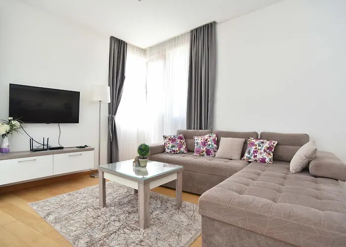 Apartman Drobnjak Center-Sea View